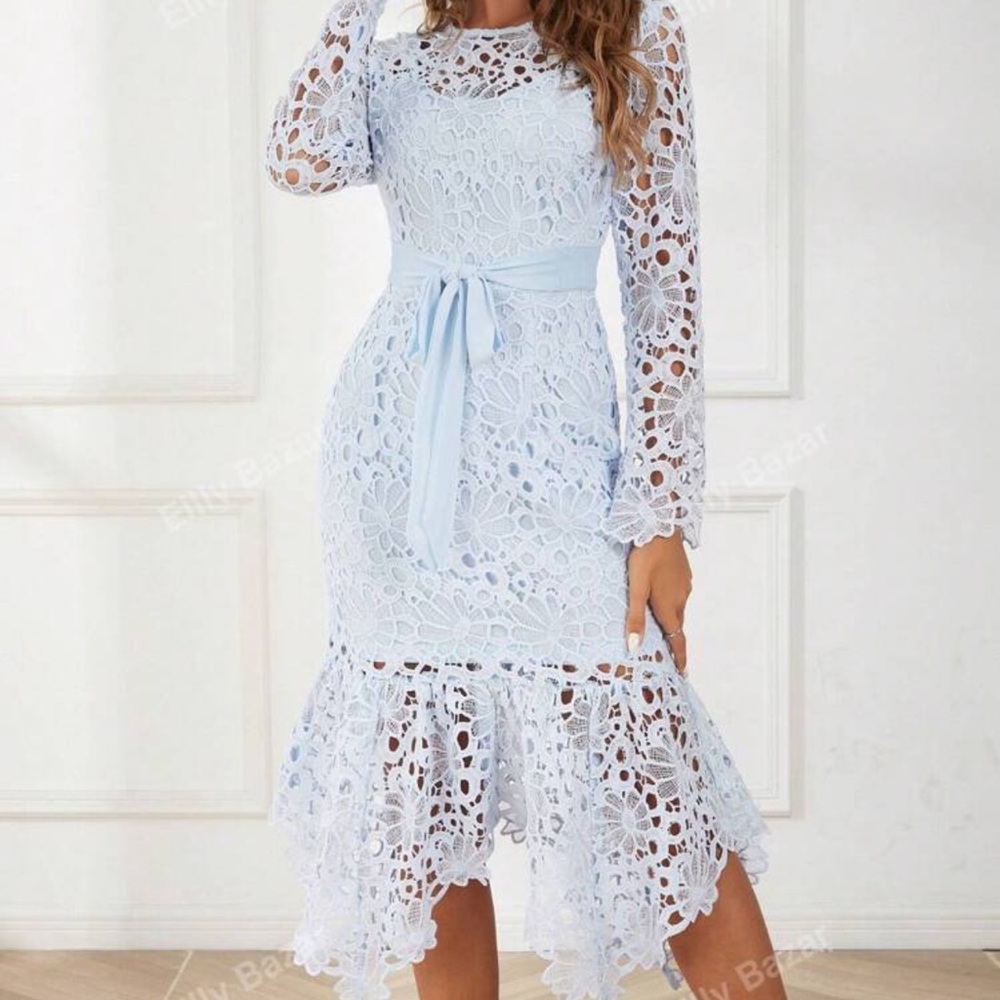 Elegant Lace Midi Dress in Light Blue